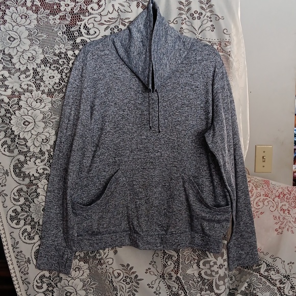 Old Navy Actuve Cowl Neck Shirt - Picture 1 of 3